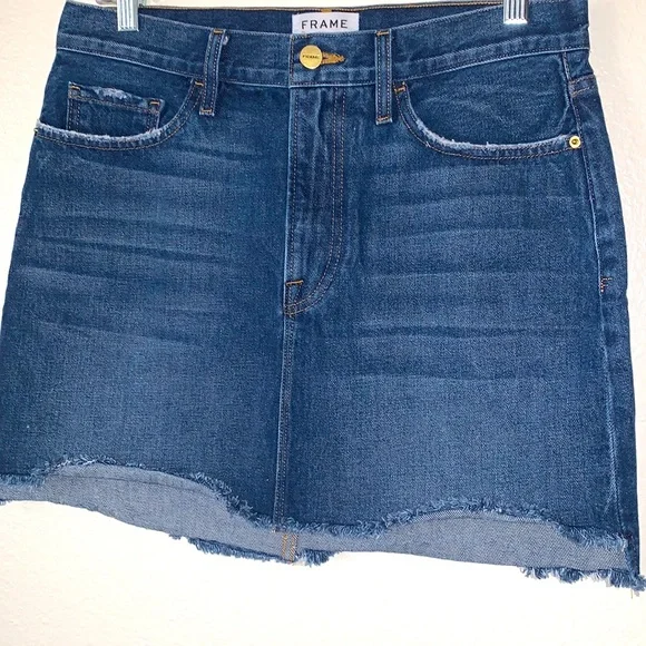 FRAME LE MINI RAW STAGGER EDGE DENIM MINISKIRT SIZE 29